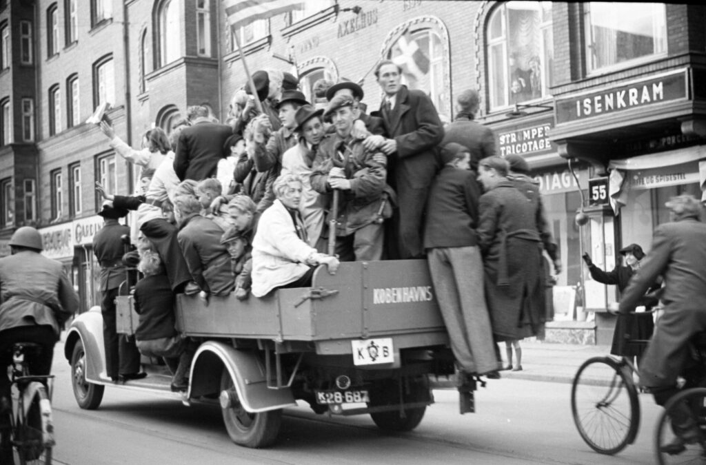 Befrielsen p Amager - Dines Bog