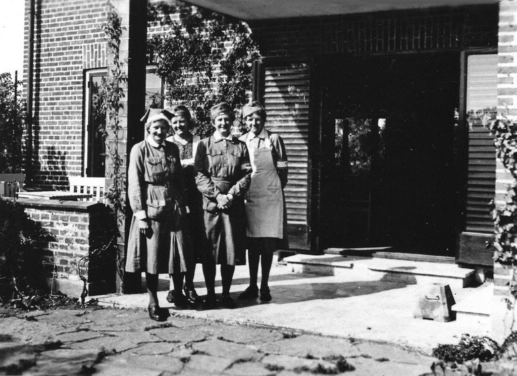 Befrielsesdagene i Dragr 1945. Del 2 af 3 - Dines Bog